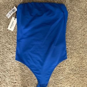 Aritzia Babaton Bodysuit